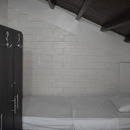 Esmed Hostel Medellín Dış mekan fotoğraf