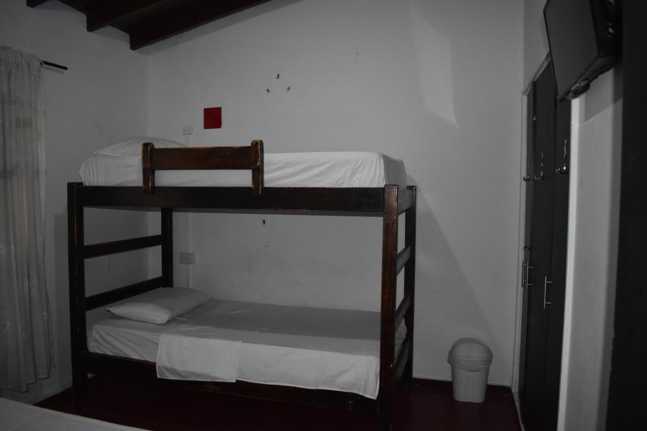 Esmed Hostel Medellín Dış mekan fotoğraf