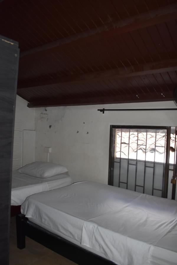 Esmed Hostel Medellín Dış mekan fotoğraf